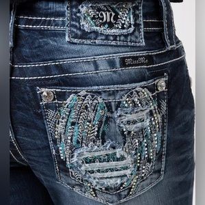 MISS ME BOOT CUT LOW RISE ANGEL WINGS CROP JEANS
